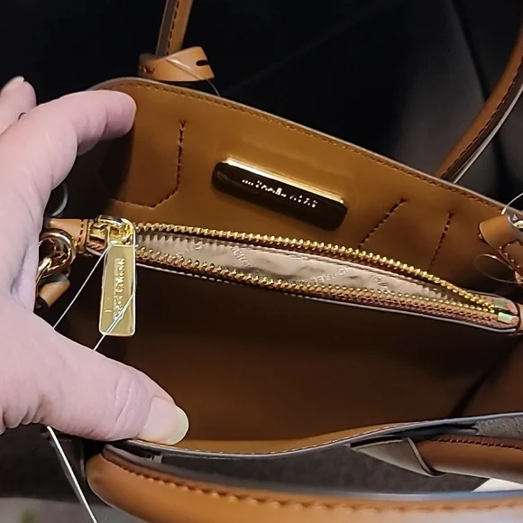 Michael Kors Brown Crossbody Handbag - Picture 4 of 9